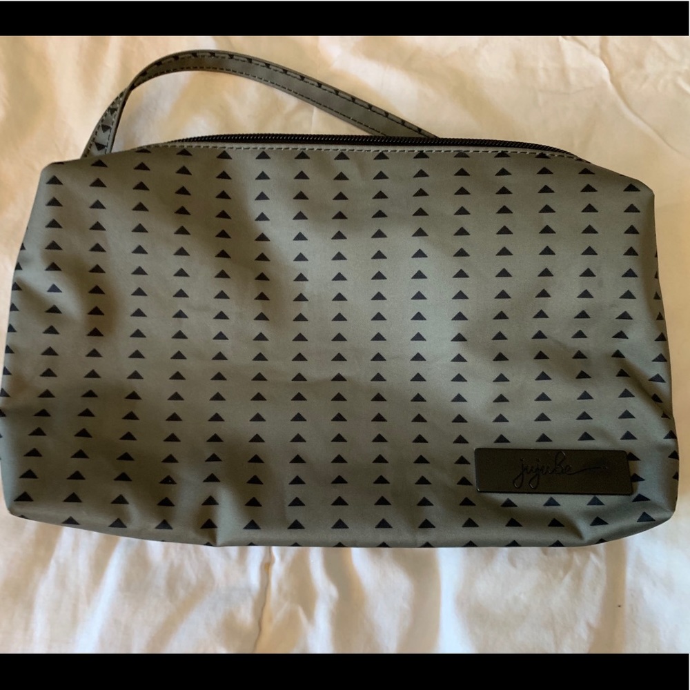 JuJuBe Be Quick Detachable Wristlet